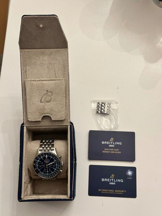 ブライトリング ナビタイマー AB013（高級時計）の商品画像 - 査定依頼日：2025年5月9日 - 最高査定価格：840,000円
