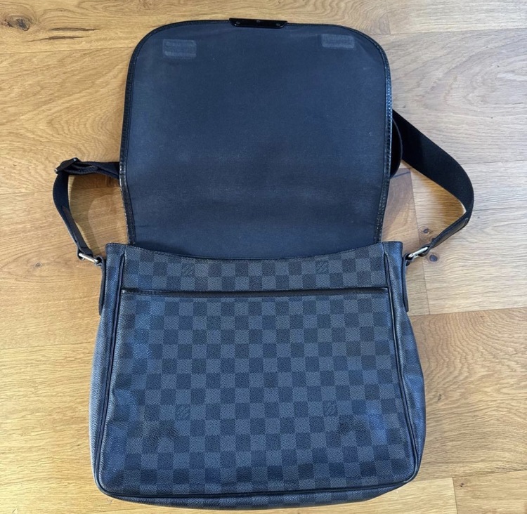 ルイヴィトン ダミエ （ブランドバッグ）の商品画像 - 査定依頼日：2025年12月25日 - 最高査定価格：65,000円