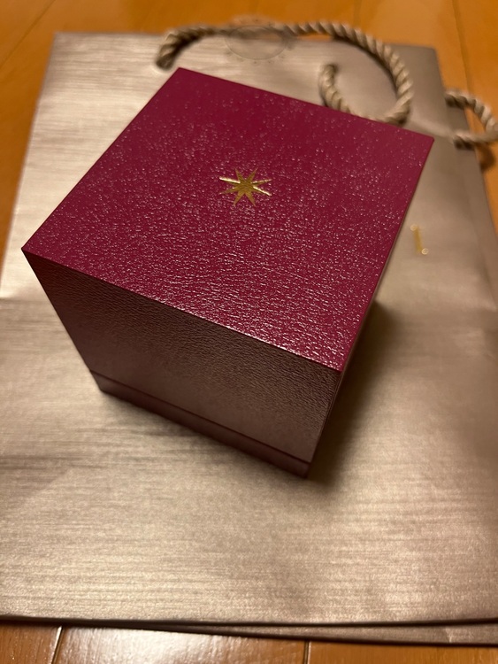 ブルガリ　ローマアモールリング（宝石）の商品画像 - 査定依頼日：2025年9月7日 - 最高査定価格：500円