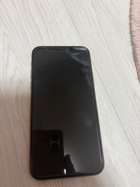 iPhone iPhone11 Pro 64GB au（スマホ）の商品画像 - 査定依頼日：2026年8月28日 - 最高査定価格：20,000円