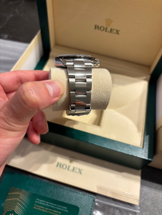 ロレックス デイトナ 116500LN（高級時計）の商品画像 - 査定依頼日：2025年9月30日 - 最高査定価格：4,500,000円