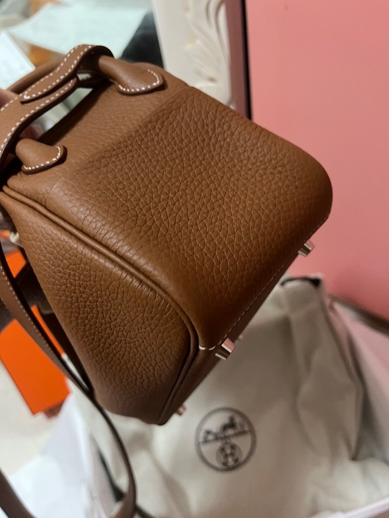 リンディミニ（ブランドバッグ）の商品画像 - 査定依頼日：2025年11月6日 - 最高査定価格：1,360,000円