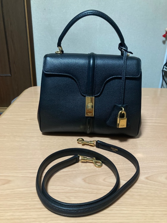 セーズスモールブラック（ブランドバッグ）の商品画像 - 査定依頼日：2025年12月9日 - 最高査定価格：300,000円