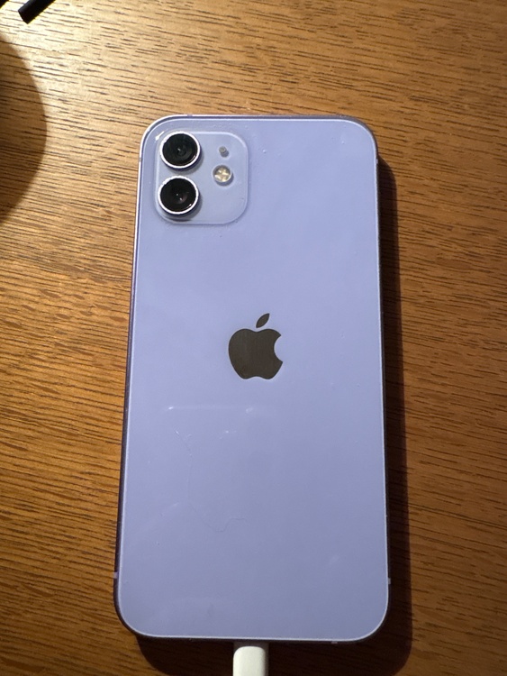 iPhone12（スマホ）の商品画像 - 査定依頼日：2026年1月24日 - 最高査定価格：24,000円