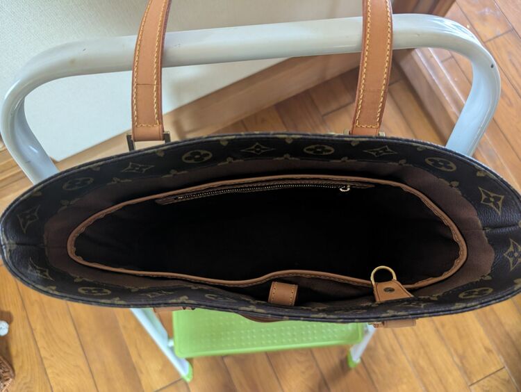 トートバッグ（ブランドバッグ）の商品画像 - 査定依頼日：2025年7月17日 - 最高査定価格：100,000円