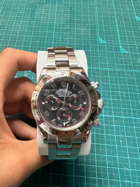 ロレックス パーペチュアル （高級時計）の商品画像 - 査定依頼日：2025年10月1日 - 最高査定価格：4,950,000円