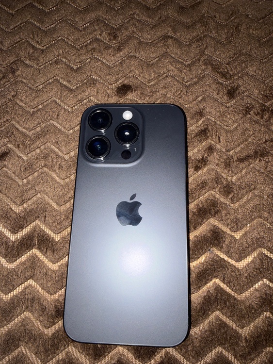 iPhone 15 Pro 128GB SIMフリー（スマホ）の商品画像 - 査定依頼日：2026年4月18日 - 最高査定価格：67,000円