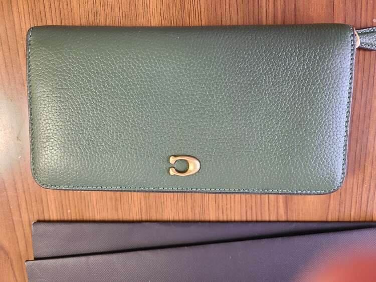 CR548（ブランド財布・小物）の商品画像 - 査定依頼日：2025年5月8日 - 最高査定価格：1,500円