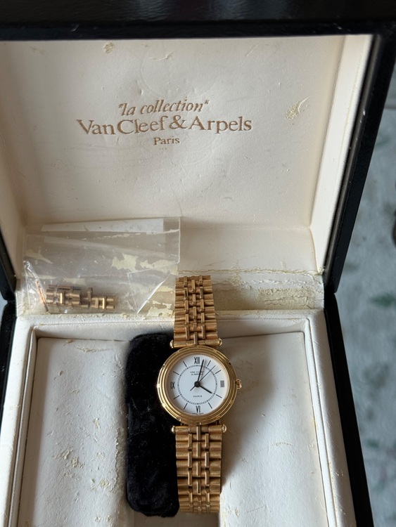 その他 ヴァン クリーフ＆アーペル （高級時計）の商品画像 - 査定依頼日：2025年11月22日 - 最高査定価格：1,400,000円
