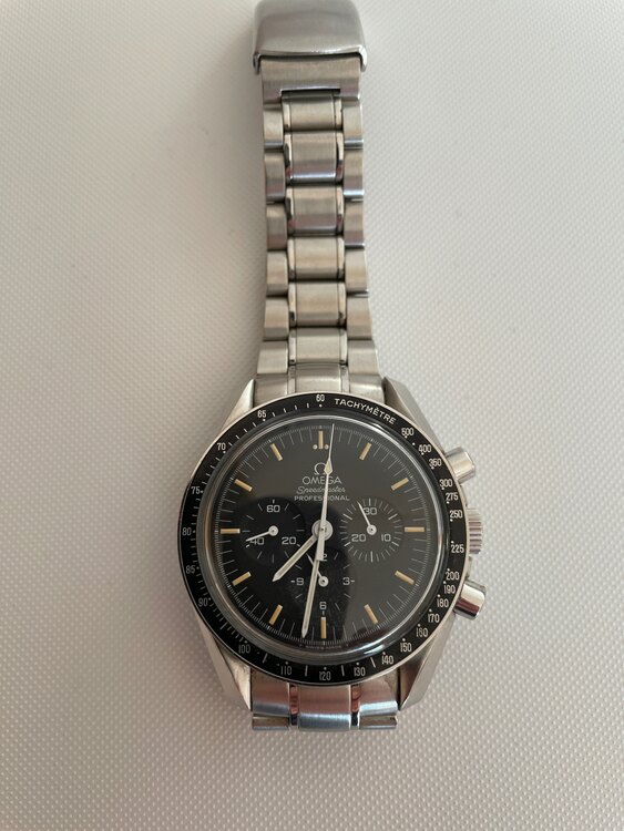オメガ スピードマスター 3572500（高級時計）の商品画像 - 査定依頼日：2025年2月9日 - 最高査定価格：580,000円