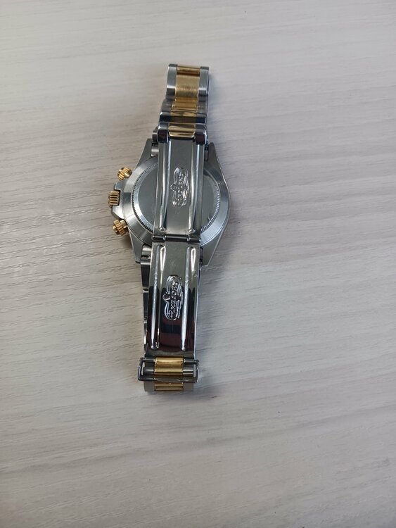 ロレックス デイトナ 16523（高級時計）の商品画像 - 査定依頼日：2026年4月6日 - 最高査定価格：3,100,000円