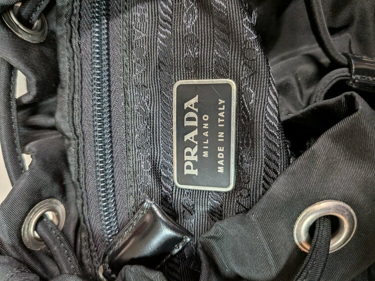 プラダ  （ブランドバッグ）の商品画像 - 査定依頼日：2026年3月11日 - 最高査定価格：30,000円