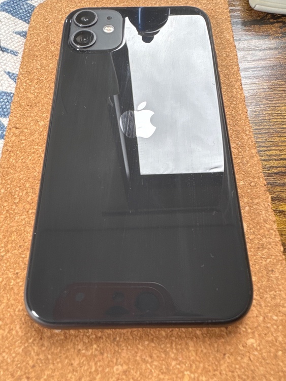 iPhone iPhone11 128GB SIMフリー（スマホ）の商品画像 - 査定依頼日：2026年8月4日 - 最高査定価格：21,000円