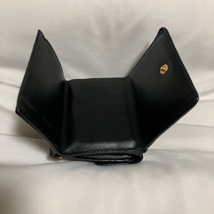 アビー（ブランド財布・小物）の商品画像 - 査定依頼日：2025年8月8日 - 最高査定価格：2,000円