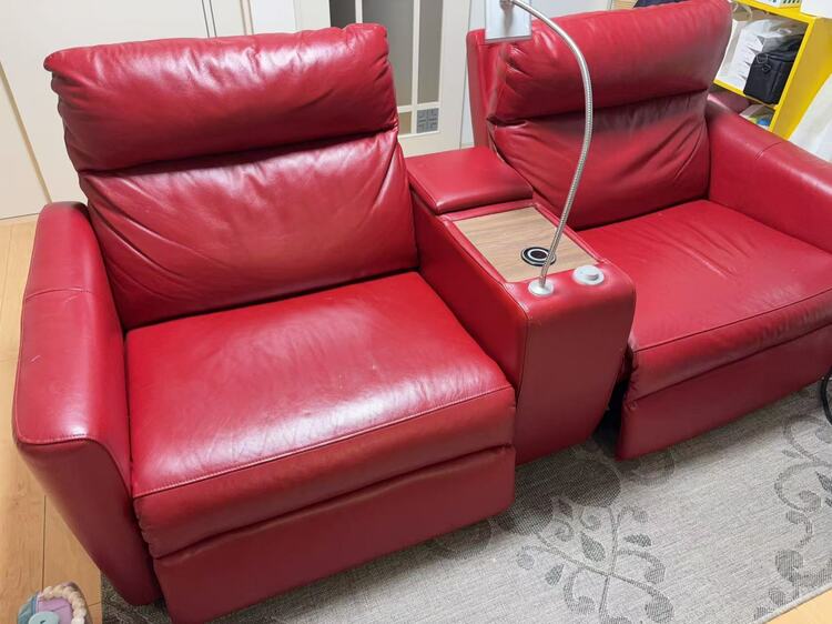 ワイド2人用の電動リクライニングソファ（家具・寝具）の商品画像 - 査定依頼日：2025年3月16日 - 最高査定価格：3,000円