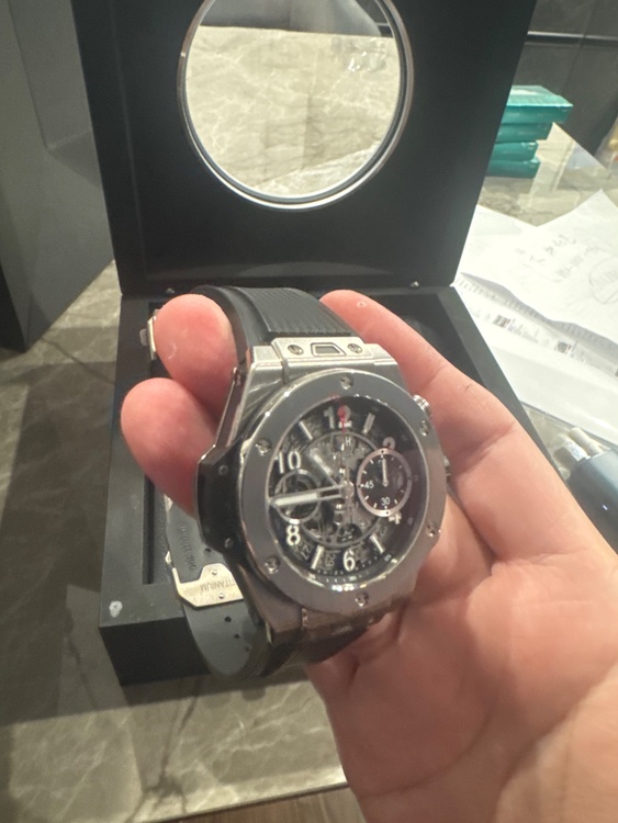 ウブロ ビックバン 441.NX.1170.RX 1419702 H780（高級時計）の商品画像 - 査定依頼日：2026年2月7日 - 最高査定価格：1,080,000円