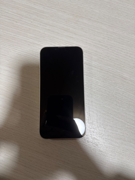 iPhone 13 256GB SIMフリー（スマホ）の商品画像 - 査定依頼日：2026年2月11日 - 最高査定価格：39,000円