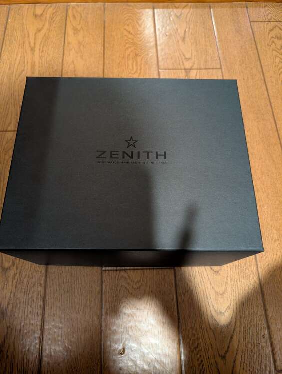 ゼニス エルプリメロ 03.2040.4061/01.M2040（高級時計）の商品画像 - 査定依頼日：2025年2月8日 - 最高査定価格：550,000円