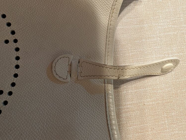 エブリン（ブランドバッグ）の商品画像 - 査定依頼日：2025年10月5日 - 最高査定価格：200,000円