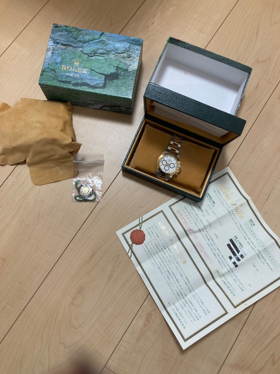 ロレックス デイトナ 16523g（高級時計）の商品画像 - 査定依頼日：2026年3月3日 - 最高査定価格：2,950,000円