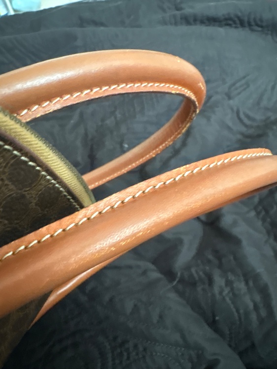 セリーヌ  （ブランドバッグ）の商品画像 - 査定依頼日：2026年2月23日 - 最高査定価格：20,000円