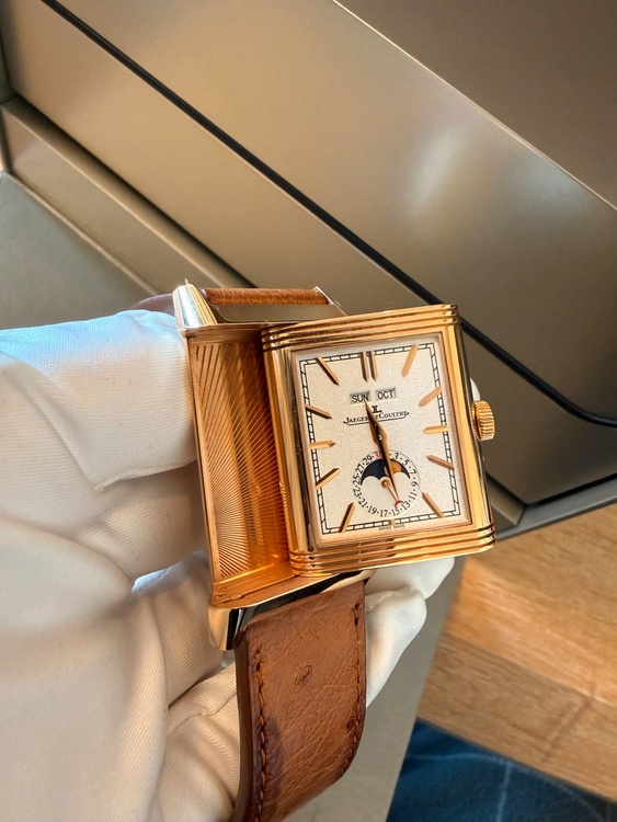 ジャガー・ルクル レベルソ （高級時計）の商品画像 - 査定依頼日：2026年2月1日 - 最高査定価格：2,350,000円