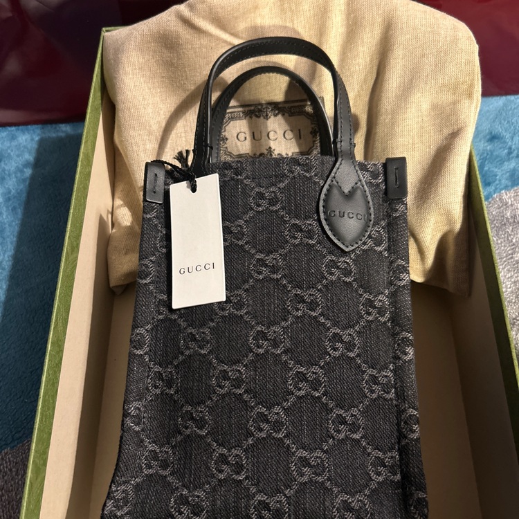 グッチ  （ブランドバッグ）の商品画像 - 査定依頼日：2025年11月15日 - 最高査定価格：100,000円