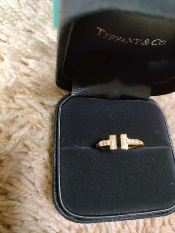 ティファニーTワイヤーダイヤモンドリング（宝石）の商品画像 - 査定依頼日：2024年12月6日 - 最高査定価格：120,000円