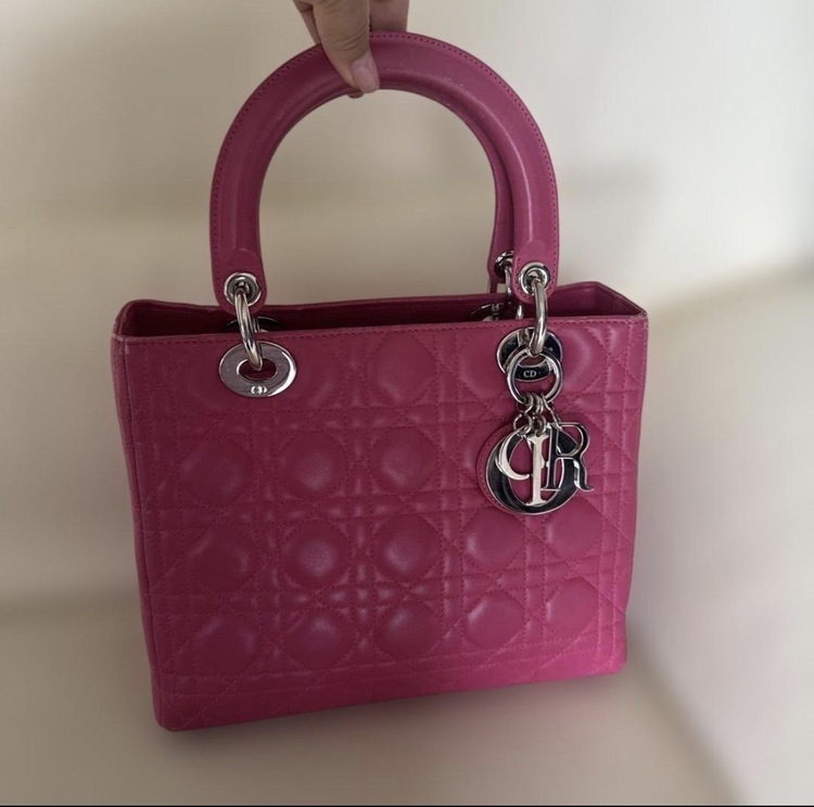 Lady Dior （ブランドバッグ）の商品画像 - 査定依頼日：2026年3月29日 - 最高査定価格：150,000円
