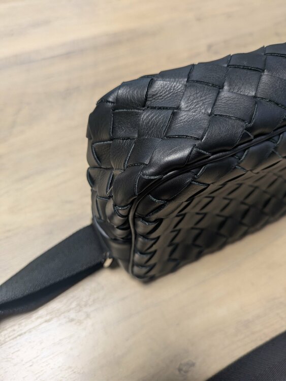 ショルダーバックイントレチャートP02584034X（ブランドバッグ）の商品画像 - 査定依頼日：2026年2月11日 - 最高査定価格：70,000円