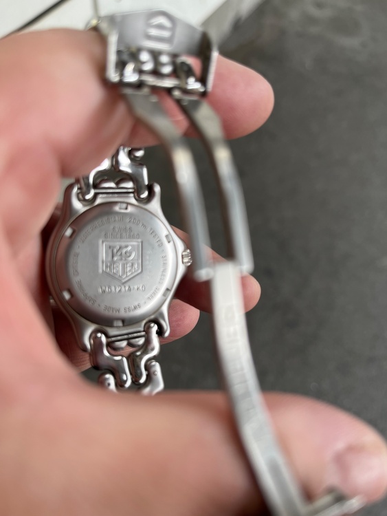 時計（高級時計）の商品画像 - 査定依頼日：2026年3月31日 - 最高査定価格：35,000円