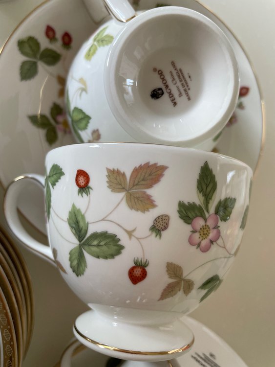 ノリタケ（家具・寝具）の商品画像 - 査定依頼日：2023年6月13日 - 最高査定価格：10,000円