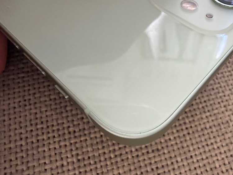 iPhone iPhone 12 64GB SIMフリー（スマホ）の商品画像 - 査定依頼日：2026年8月17日 - 最高査定価格：20,500円