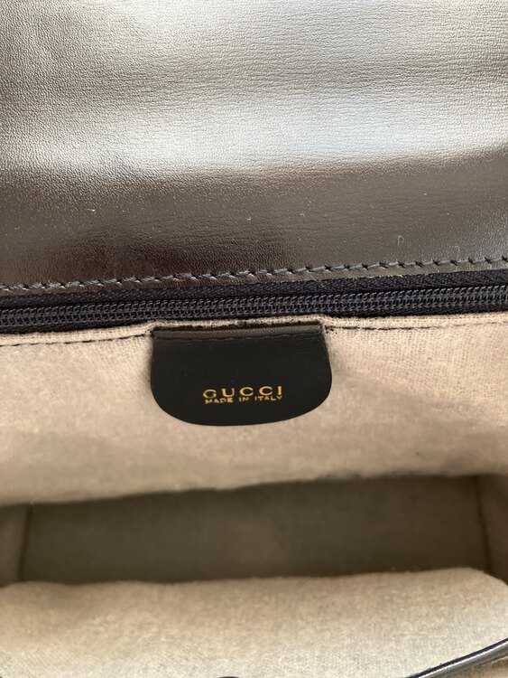 わからない（古着・ファッション）の商品画像 - 査定依頼日：2025年2月6日 - 最高査定価格：5,000円