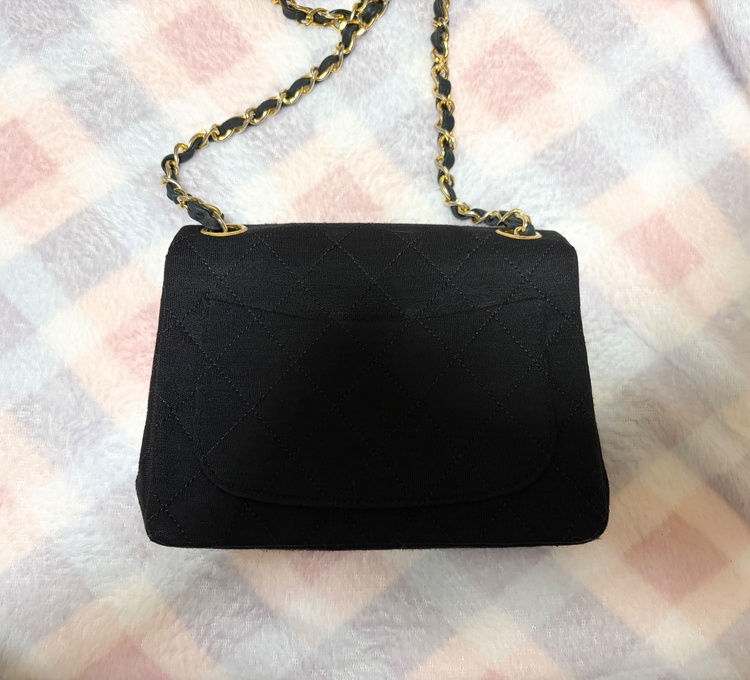 シャネル　バッグ　マトラッセ ミニ チェーンショルダーバッグ（ブランドバッグ）の商品画像 - 査定依頼日：2026年2月3日 - 最高査定価格：200,000円