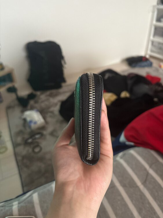 COACH長財布（ブランド財布・小物）の商品画像 - 査定依頼日：2025年5月25日 - 最高査定価格：1,000円