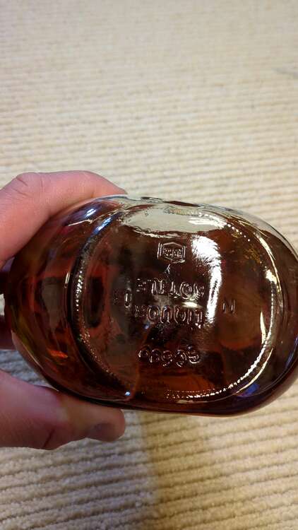 ジョニーウォーカー・スイング　スコッチウイスキー（お酒）の商品画像 - 査定依頼日：2025年2月8日 - 最高査定価格：100円