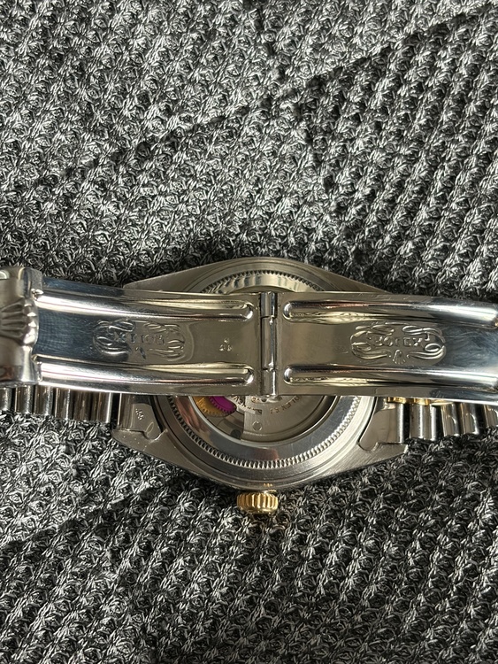 風防サファイア　裏蓋スケルトンカスタム（高級時計）の商品画像 - 査定依頼日：2026年3月3日 - 最高査定価格：730,000円