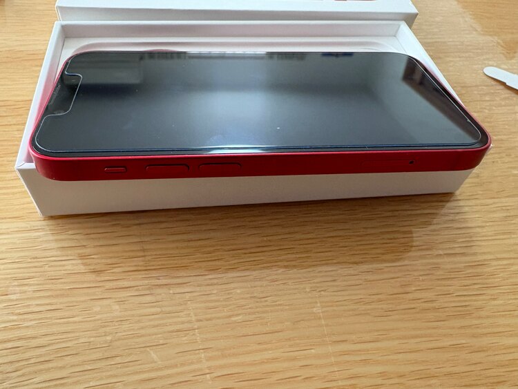 iPhone 13 mini 256GB au（スマホ）の商品画像 - 査定依頼日：2025年5月11日 - 最高査定価格：43,000円