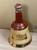 BELLS Old Scotch Whisky ベルズ オールドスコッチウイスキー（お酒）の商品画像 - 査定依頼日：2026年8月15日 - 最高査定価格：100円