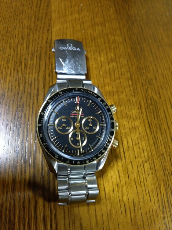 オメガ スピードマスター（高級時計）の商品画像 - 査定依頼日：2026年6月29日 - 最高査定価格：1,050,000円