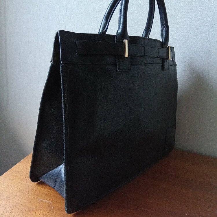 グッチ  （ブランドバッグ）の商品画像 - 査定依頼日：2026年1月11日 - 最高査定価格：30,000円