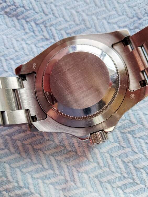 ロレックス ヨットマスター z75400（高級時計）の商品画像 - 査定依頼日：2025年5月15日 - 最高査定価格：1,650,000円