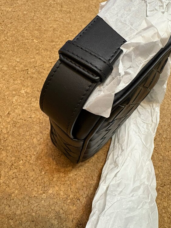 ボッテガ・ヴェネタ  （ブランドバッグ）の商品画像 - 査定依頼日：2025年4月4日 - 最高査定価格：105,000円