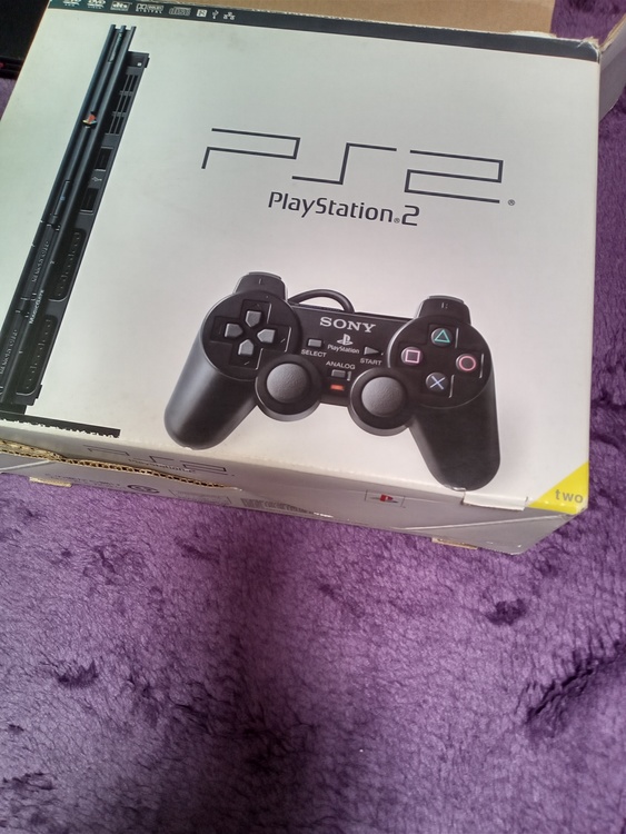 PS2（ゲーム機本体・ゲームソフト）の商品画像 - 査定依頼日：2021年11月9日 - 最高査定価格：1,500円