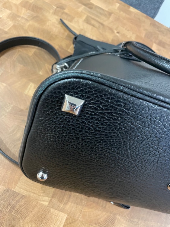 その他 その他 （ブランドバッグ）の商品画像 - 査定依頼日：2025年12月4日 - 最高査定価格：50,000円