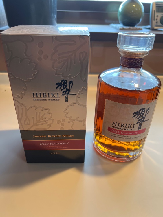 響　ディープハーモニー（お酒）の商品画像 - 査定依頼日：2025年9月28日 - 最高査定価格：150,000円