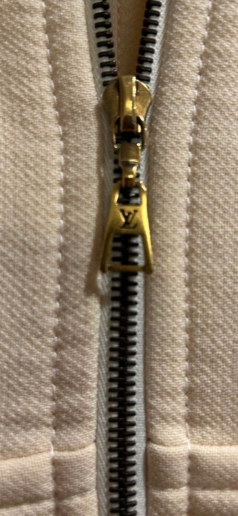 ワンピース（古着・ファッション）の商品画像 - 査定依頼日：2025年11月2日 - 最高査定価格：10,000円