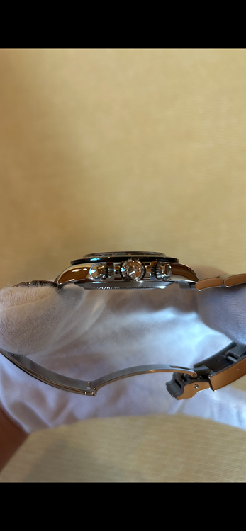 コスモグラフデイトナ（高級時計）の商品画像 - 査定依頼日：2025年9月16日 - 最高査定価格：3,830,000円