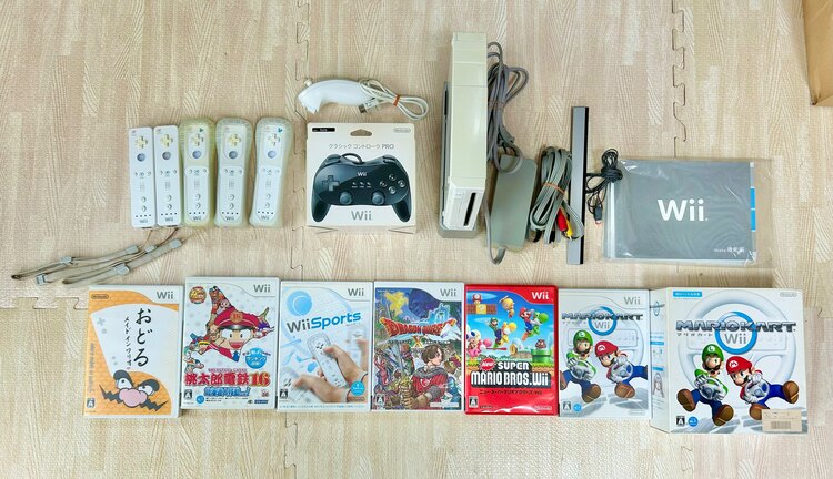 Nintendo Wii本体とコントローラーとソフト６本（ゲーム機本体・ゲームソフト）の商品画像 - 査定依頼日：2025年3月30日 - 最高査定価格：3,500円